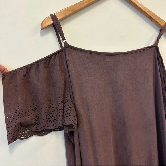 Maurices Chocolate Brown Cold Shoulder Blouse with Cutout Lace Sleeves - Picture 8 of 8
